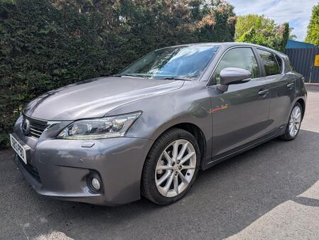 LEXUS