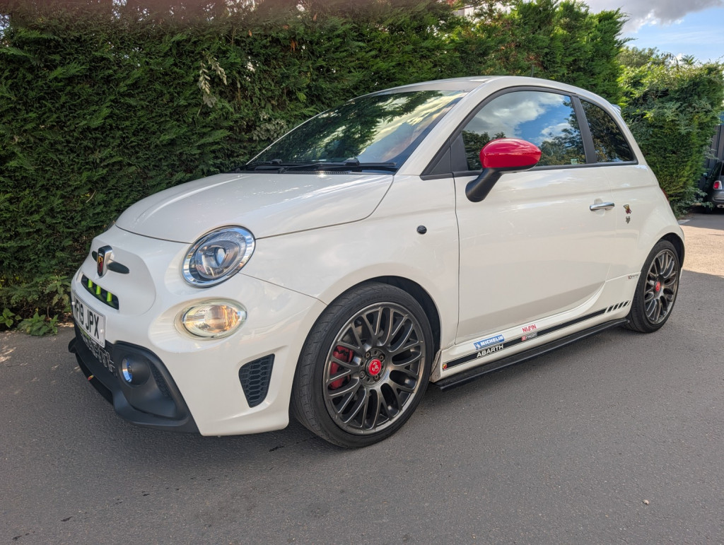 2019 Abarth 595